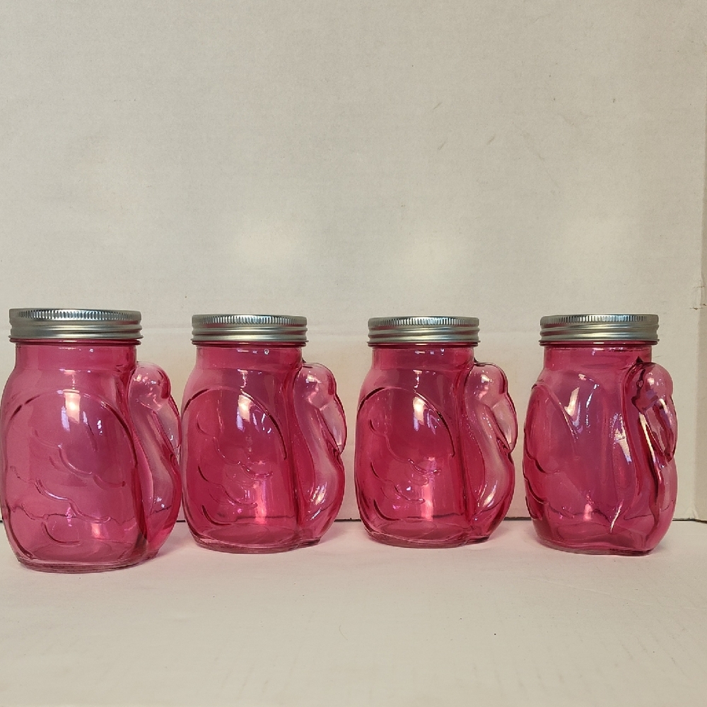 Set Of Four Pink Flamingo Ball Type Drinking Glass With Lid